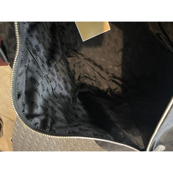Michael Kors Travel Large Weekender Black Bag NO CROSSBODY‎ STRAP $398 - Picture 10 of 11